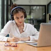 Acces ușor la cursurile online